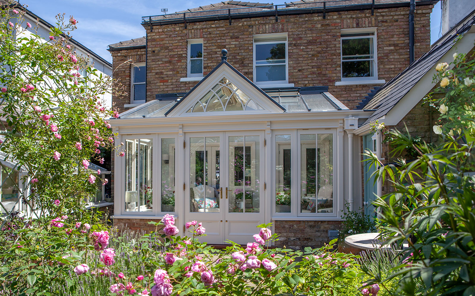 Ein Hauch von Luxus fuer Ihr Eigenheim mit Wintergarten Aluminium